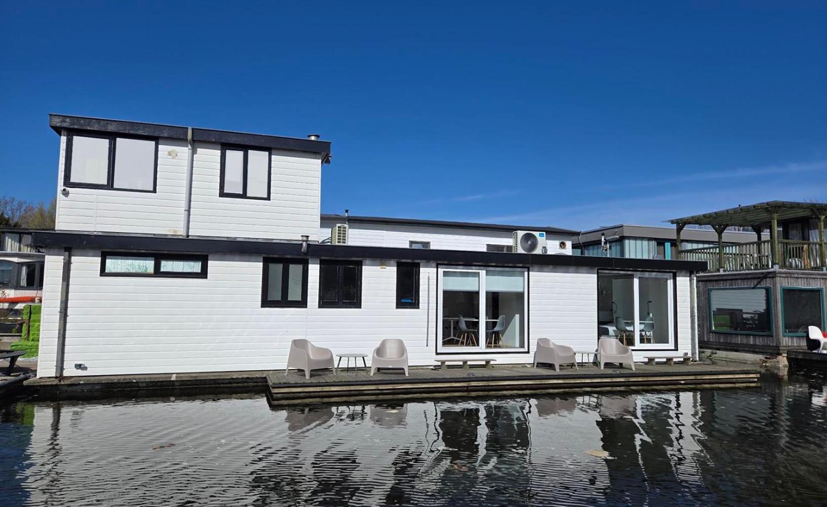Houseboat The New Lake - Nieuwe Meer アムステルダム エクステリア 写真